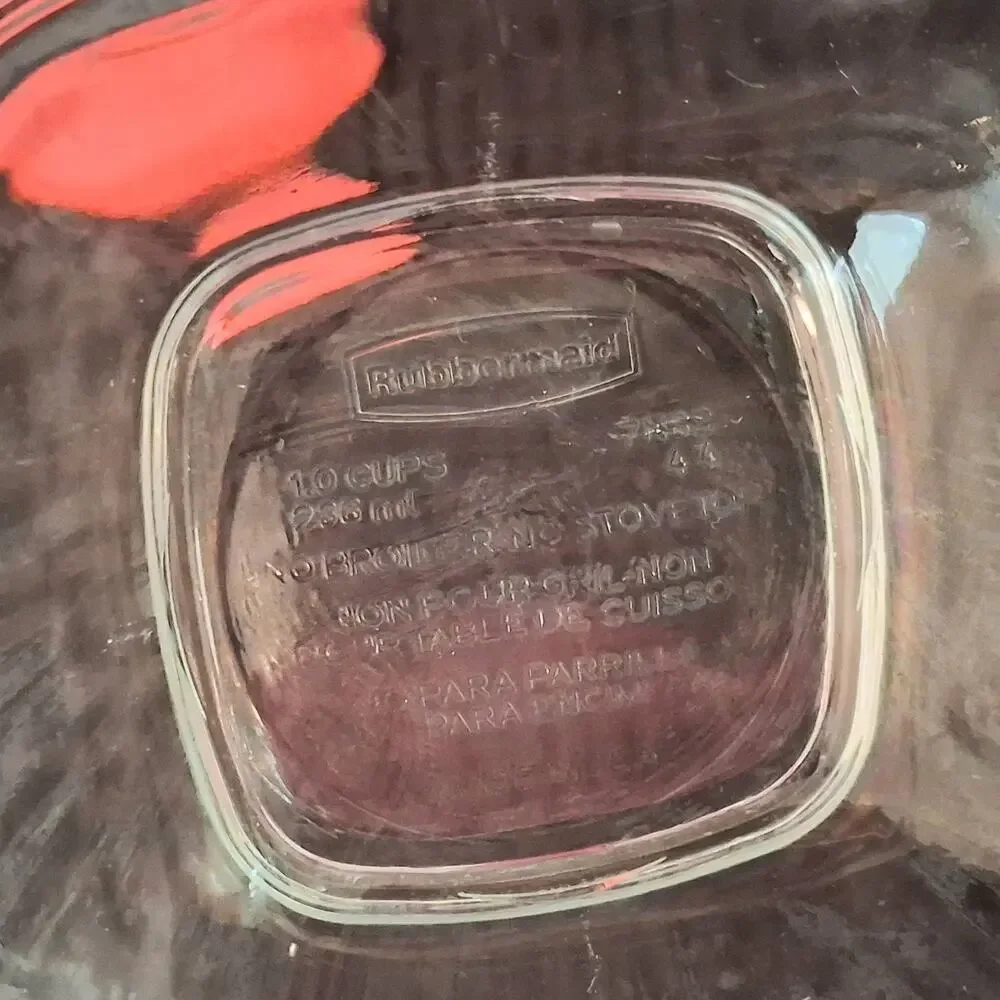 Rubbermaid Glass Container 1 cup/236mL 7N68 With LID